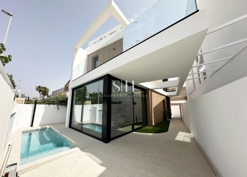 3 soveværelse Villa til salg i Torre de la Horadada med swimmingpool - € 599.900 (Ref: 9470587)