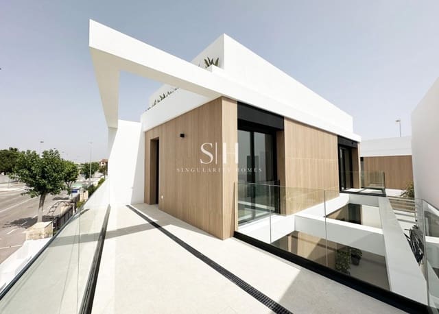 3 soveværelse Villa til salg i Torre de la Horadada, Pilar de la Horadada med swimmingpool - € 599.900 (Ref: 9470587)