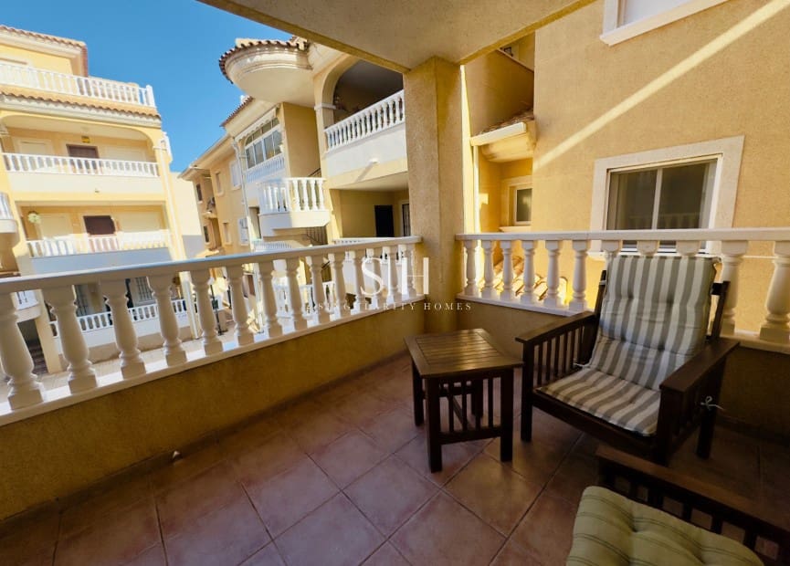 2 bedroom Apartment for sale in La Florida with pool - € 176,260 (Ref: 9471545)