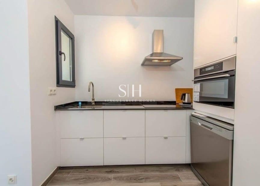 3 bedroom Villa for sale in Orihuela Costa with pool - € 695,000 (Ref: 9480679)