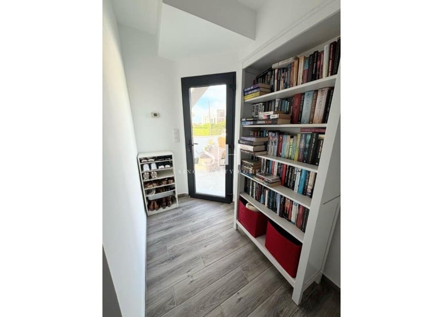 3 bedroom Villa for sale in Orihuela Costa with pool - € 695,000 (Ref: 9480679)