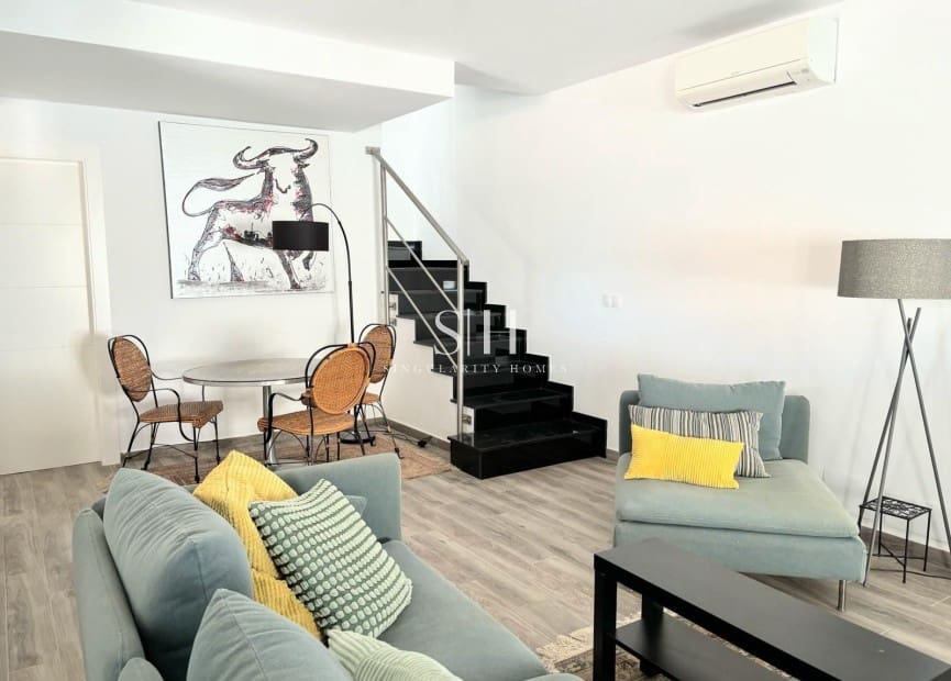 3 bedroom Villa for sale in Orihuela Costa with pool - € 695,000 (Ref: 9480679)