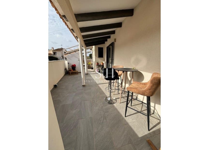 3 bedroom Villa for sale in Orihuela Costa with pool - € 695,000 (Ref: 9480679)