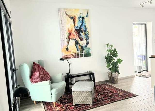 3 bedroom Villa for sale in Punta Prima, Orihuela with pool - € 695,000 (Ref: 9480679)