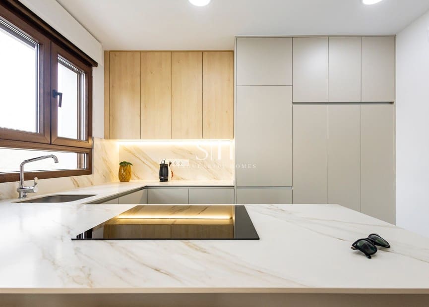 2 slaapkamer Villa te koop in Orihuela Costa met zwembad - € 351.000 (Ref: 9487168)