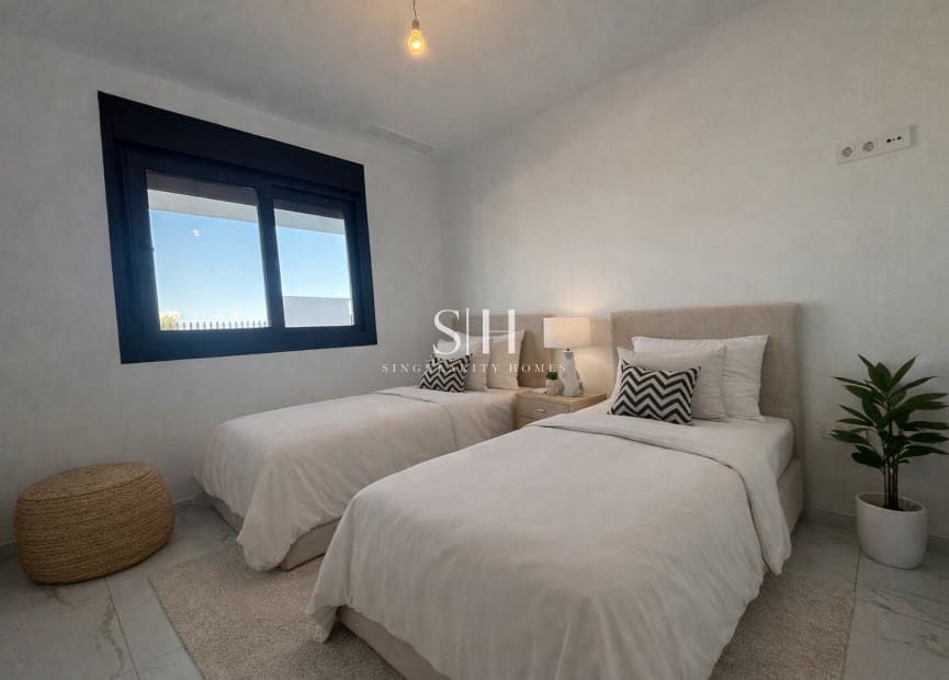 2 Zimmer Apartment zu verkaufen in Torrevieja mit Pool Garage - 349.990 € (Ref: 9487921)