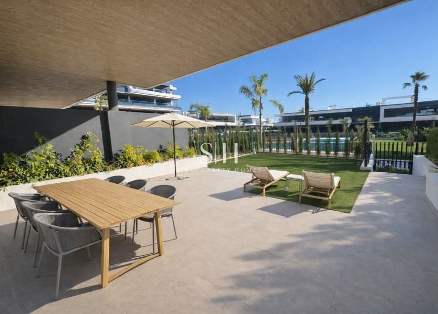 2 Zimmer Apartment zu verkaufen in Torrevieja mit Pool Garage - 349.990 € (Ref: 9487921)