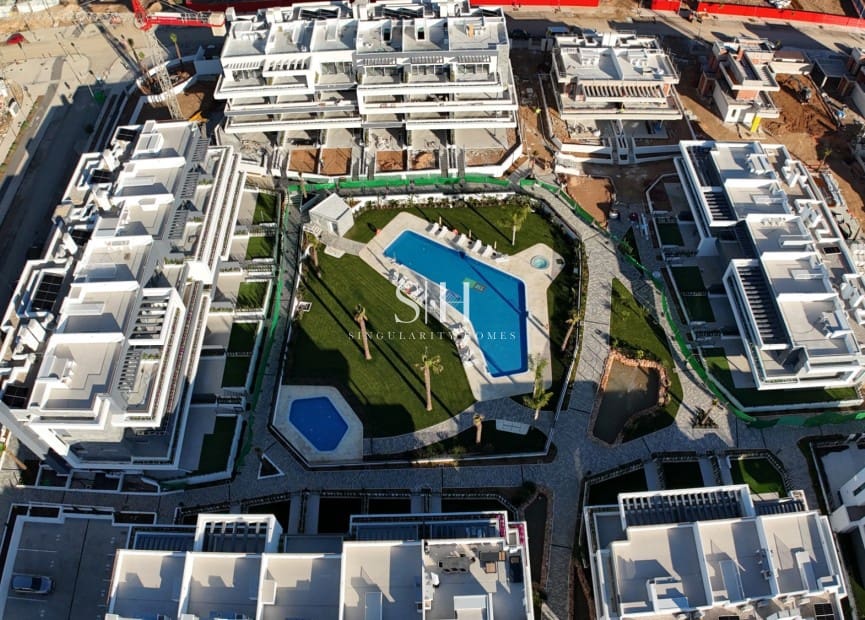 2 Zimmer Apartment zu verkaufen in Torrevieja mit Pool Garage - 349.990 € (Ref: 9487921)