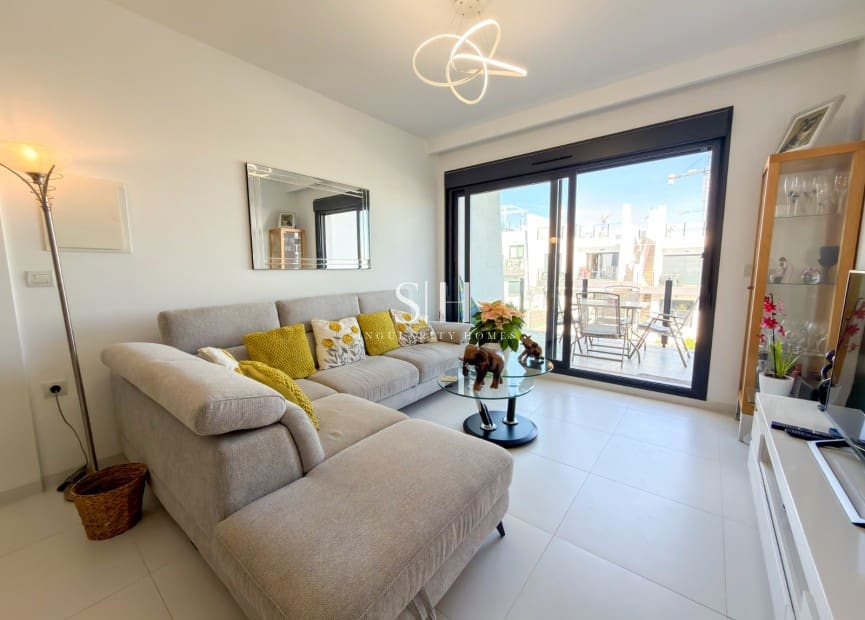 2 bedroom Apartment for sale in San Miguel de Salinas with pool - € 289,000 (Ref: 9496372)