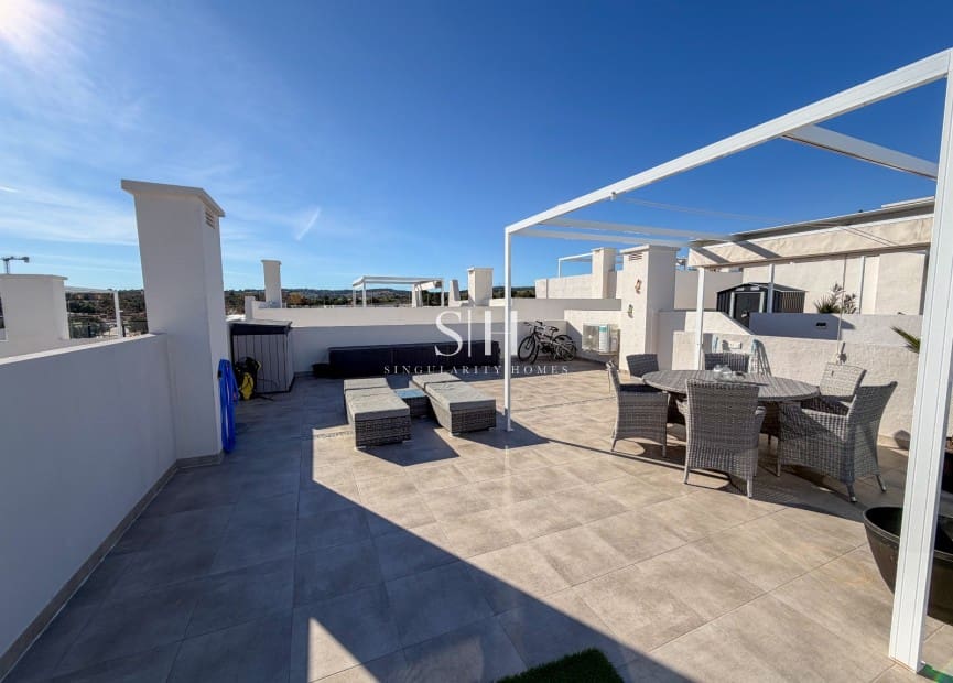 2 bedroom Apartment for sale in San Miguel de Salinas with pool - € 289,000 (Ref: 9496372)