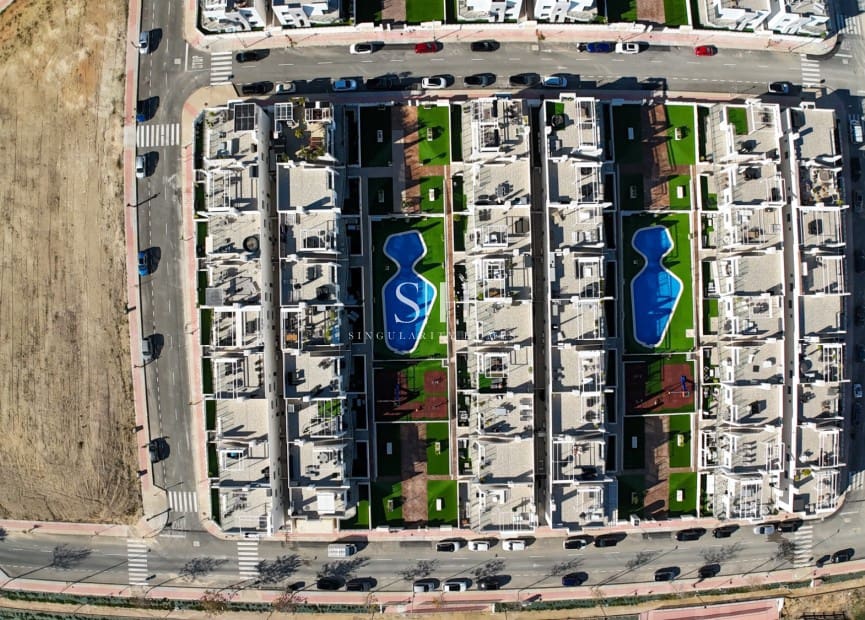 2 bedroom Apartment for sale in San Miguel de Salinas with pool - € 289,000 (Ref: 9496372)