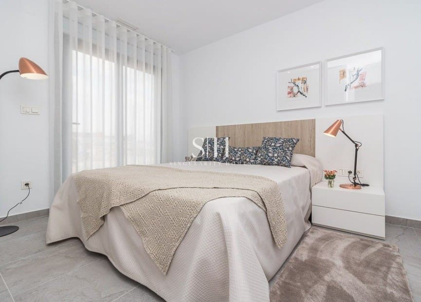 3 sovrum Bungalow till salu i Los Balcones med pool - 289 900 € (Ref: 9501779)