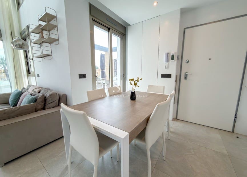 4 bedroom Villa for sale in Villamartin with pool - € 595,000 (Ref: 9506530)