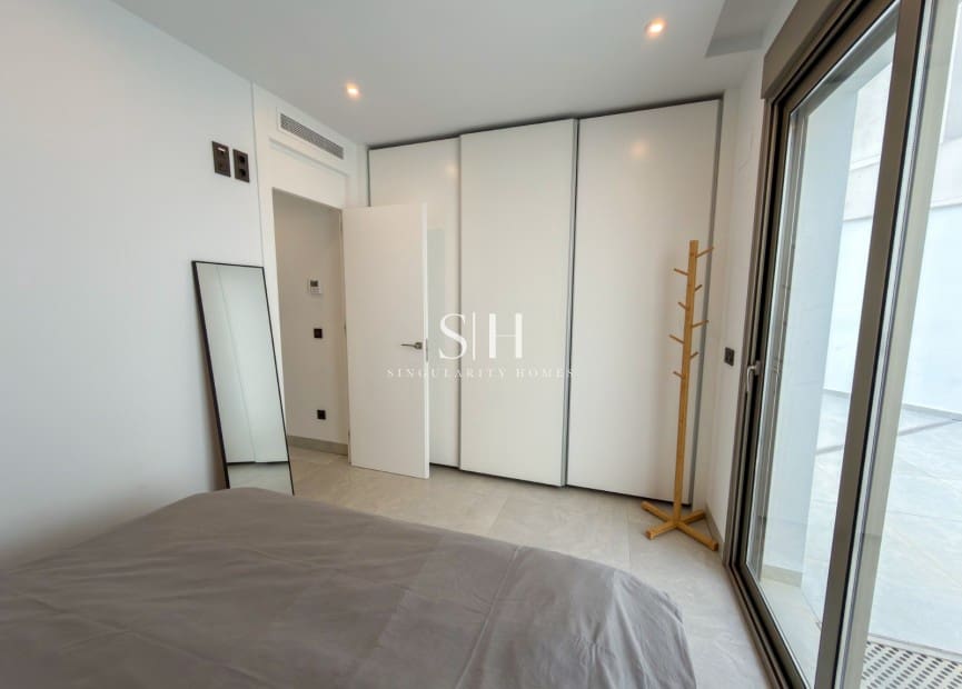 4 bedroom Villa for sale in Villamartin with pool - € 595,000 (Ref: 9506530)