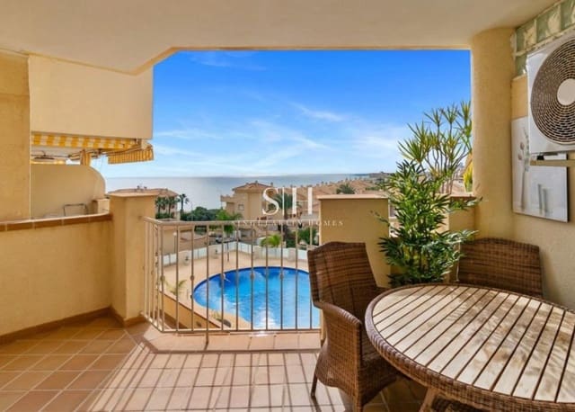 3 slaapkamer Strandappartement te koop in Dehesa de Campoamor, Orihuela met zwembad - € 329.900 (Ref: 9511218)