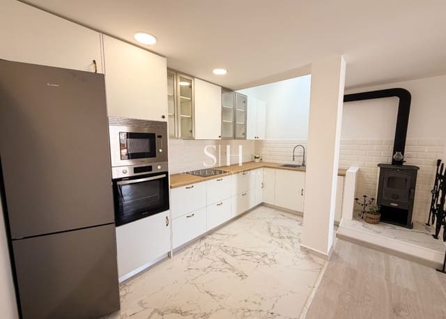 4 soverom Villa til salgs i Torre del Moro, Torrevieja med svømmebasseng garasje - € 369 000 (Ref: 9516603)