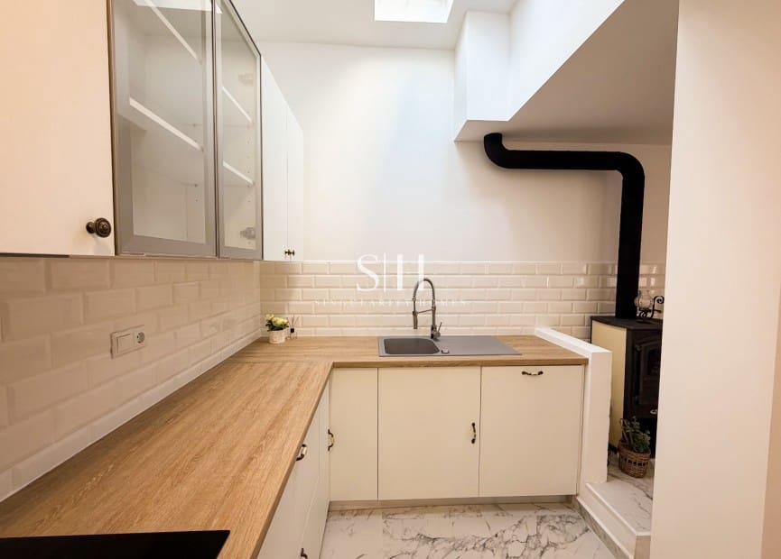 4 soverom Villa til salgs i Torre del Moro med svømmebasseng garasje - € 369 000 (Ref: 9516603)