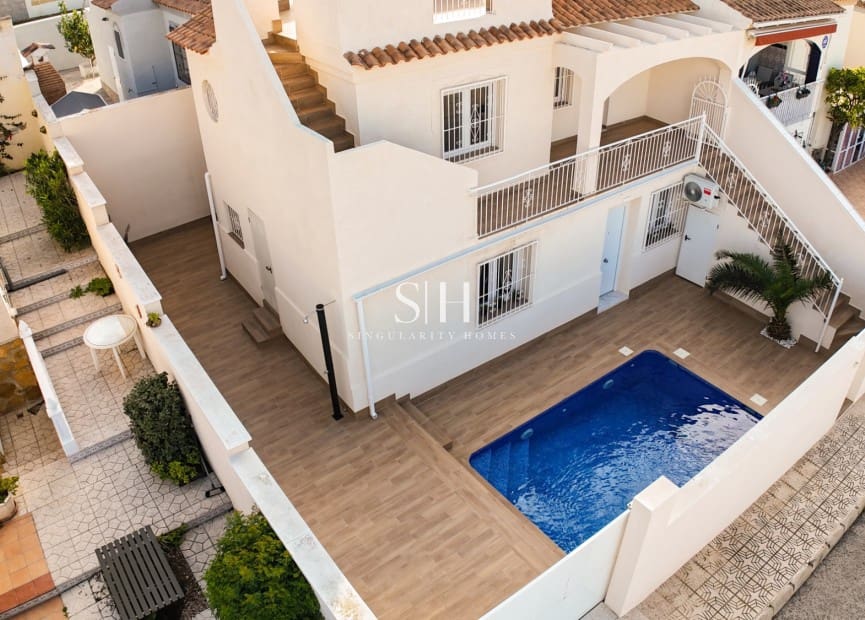 4 soverom Villa til salgs i Torre del Moro med svømmebasseng garasje - € 369 000 (Ref: 9516603)