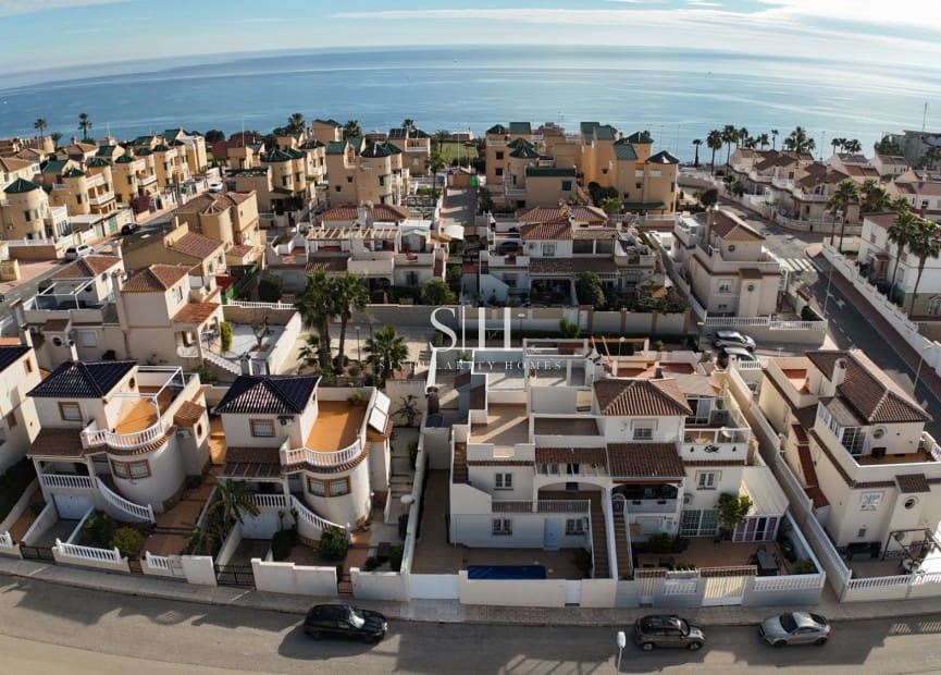 4 soverom Villa til salgs i Torre del Moro med svømmebasseng garasje - € 369 000 (Ref: 9516603)