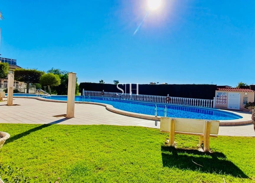 2 slaapkamer Villa te koop in Playa Flamenca met zwembad - € 219.000 (Ref: 9521675)