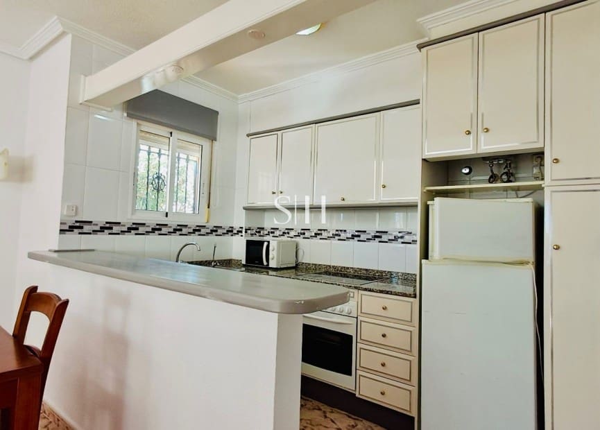 2 slaapkamer Villa te koop in Playa Flamenca met zwembad - € 219.000 (Ref: 9521675)