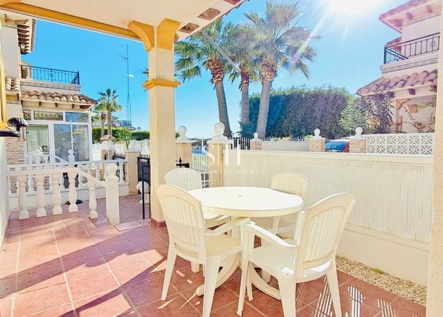 2 slaapkamer Villa te koop in Playa Flamenca, Orihuela met zwembad - € 219.000 (Ref: 9521675)
