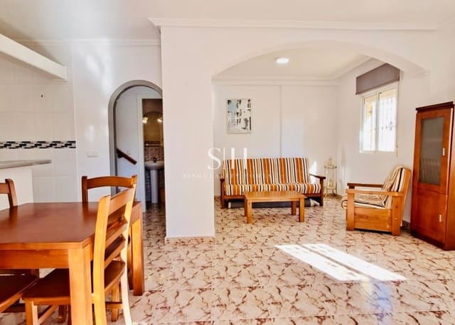 2 slaapkamer Villa te koop in Playa Flamenca, Orihuela met zwembad - € 219.000 (Ref: 9521675)