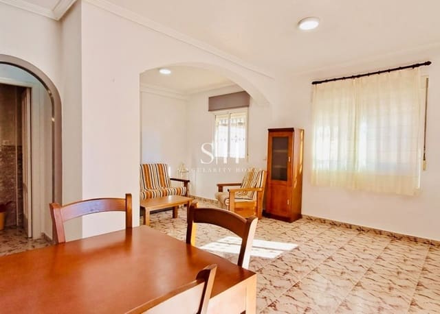 2 slaapkamer Villa te koop in Playa Flamenca, Orihuela met zwembad - € 219.000 (Ref: 9521675)