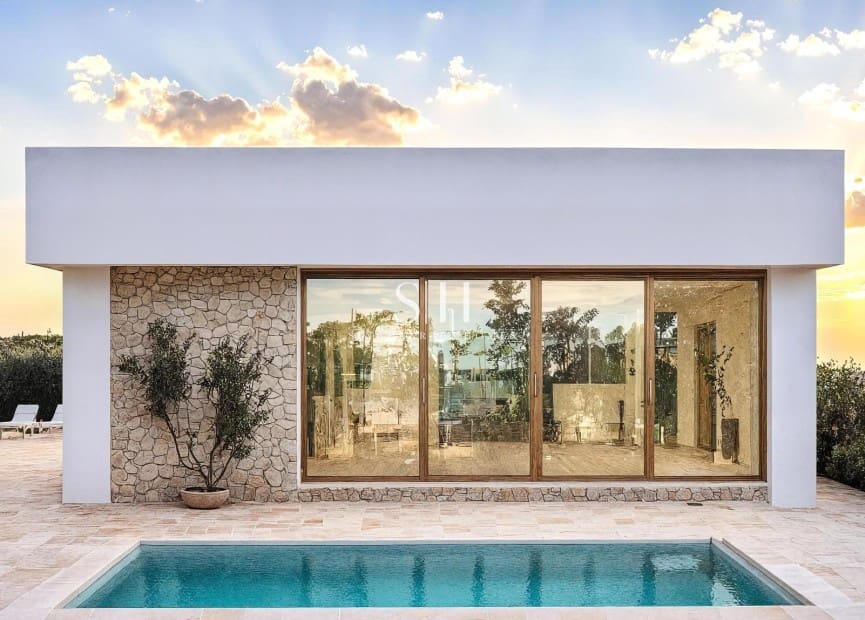 3 Zimmer Villa zu verkaufen in Filipinas mit Pool - 488.000 € (Ref: 9534871)