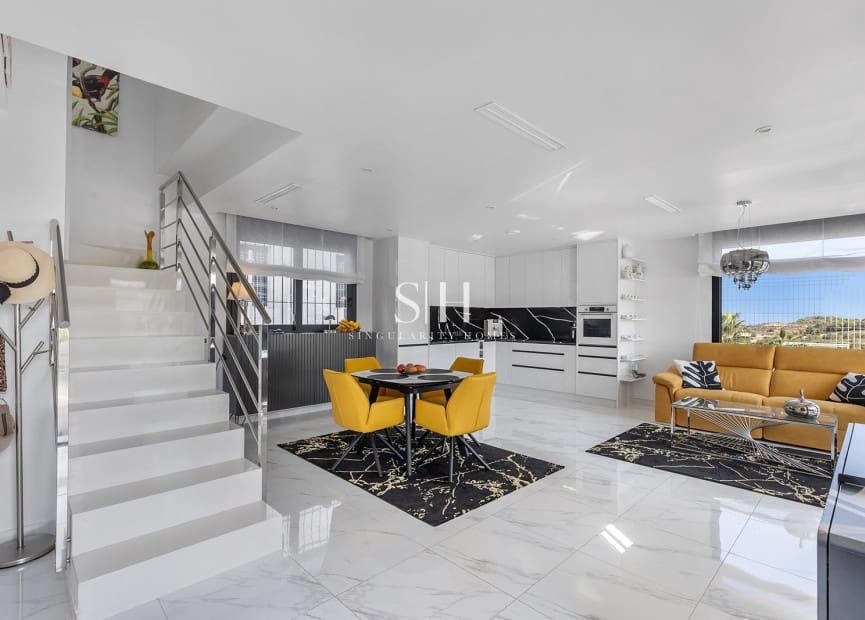 3 sypialnia Willa na sprzedaż w San Miguel de Salinas z basenem - 498 000 € (Ref: 9534873)