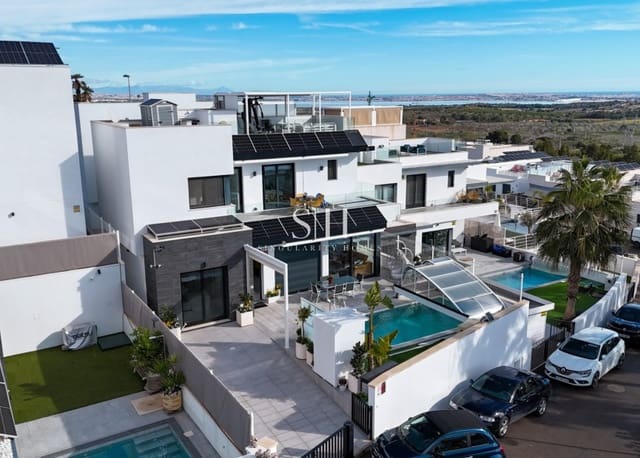 3 makuuhuone Huvila myytävänä paikassa San Miguel de Salinas mukana uima-altaan - 498 000 € (Ref: 9534873)