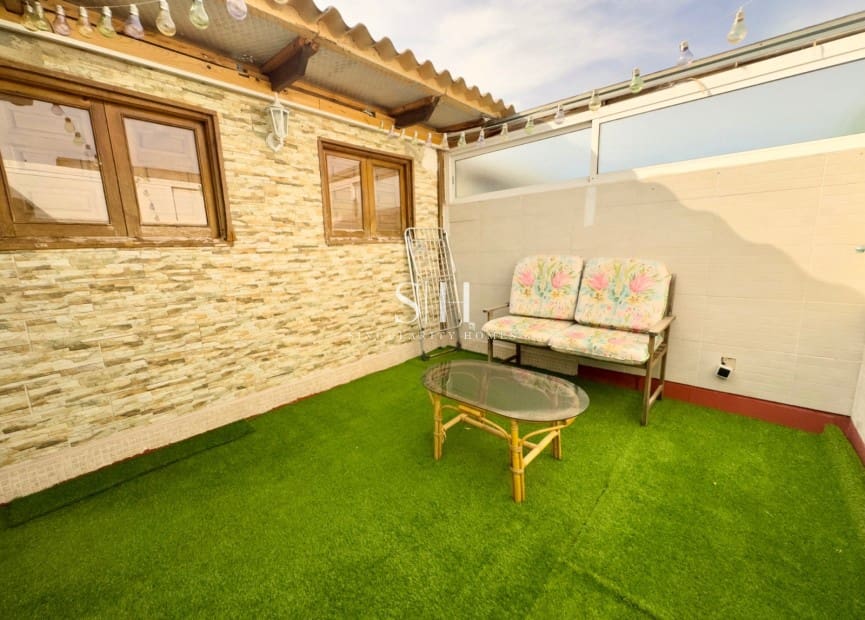 2 camera da letto Attico in vendita in Orihuela Costa con piscina - 132.000 € (Rif: 9535078)