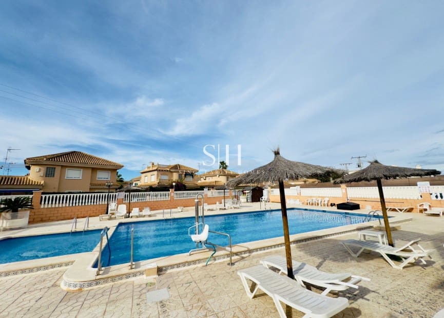 2 camera da letto Attico in vendita in Orihuela Costa con piscina - 132.000 € (Rif: 9535078)