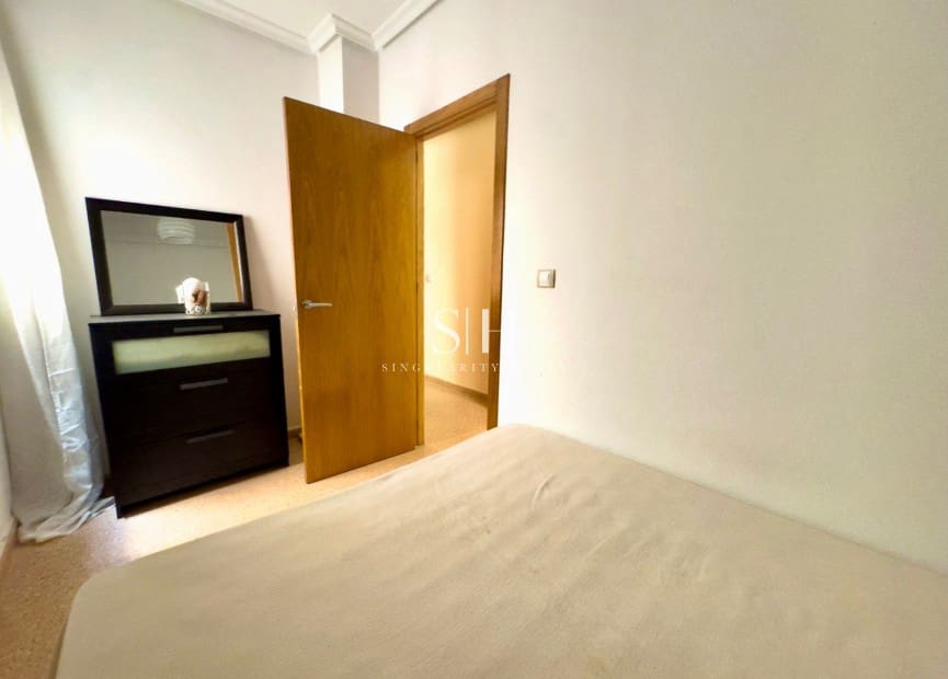 2 quarto Apartamento para venda em Torrevieja - 139 000 € (Ref: 9552420)