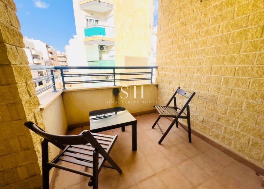 2 quarto Apartamento para venda em Torrevieja - 139 000 € (Ref: 9552420)