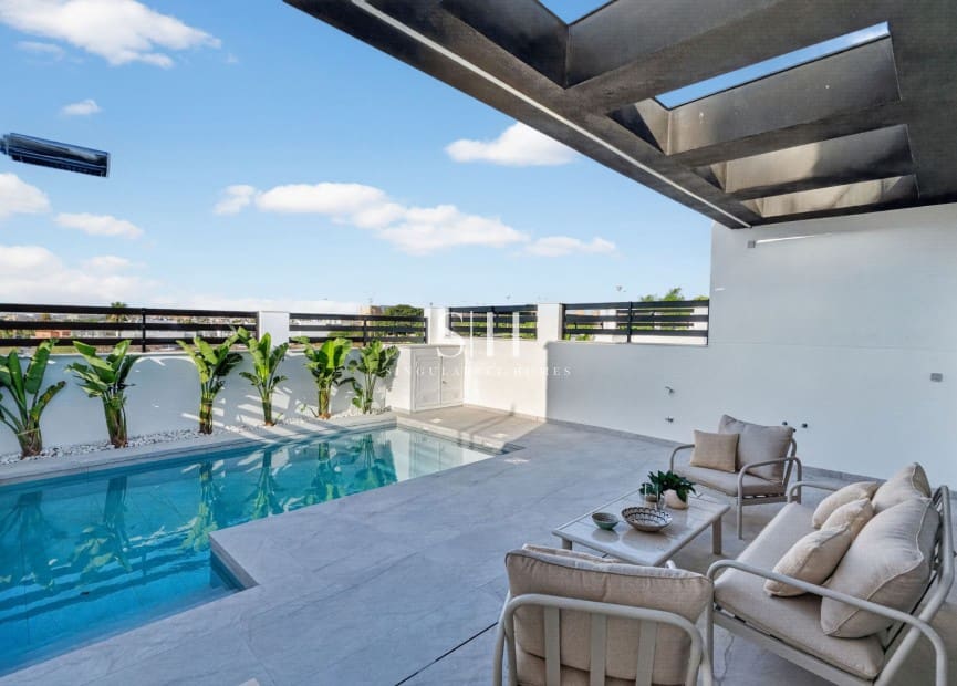 3 soverom Villa til salgs i Aguas Nuevas med svømmebasseng - € 550 000 (Ref: 9552692)