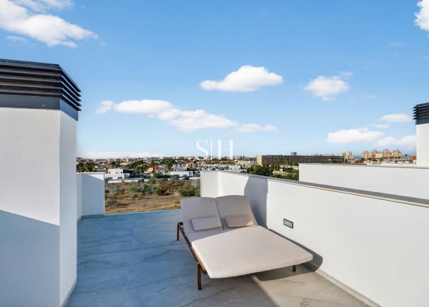 3 soverom Villa til salgs i Aguas Nuevas med svømmebasseng - € 550 000 (Ref: 9552692)