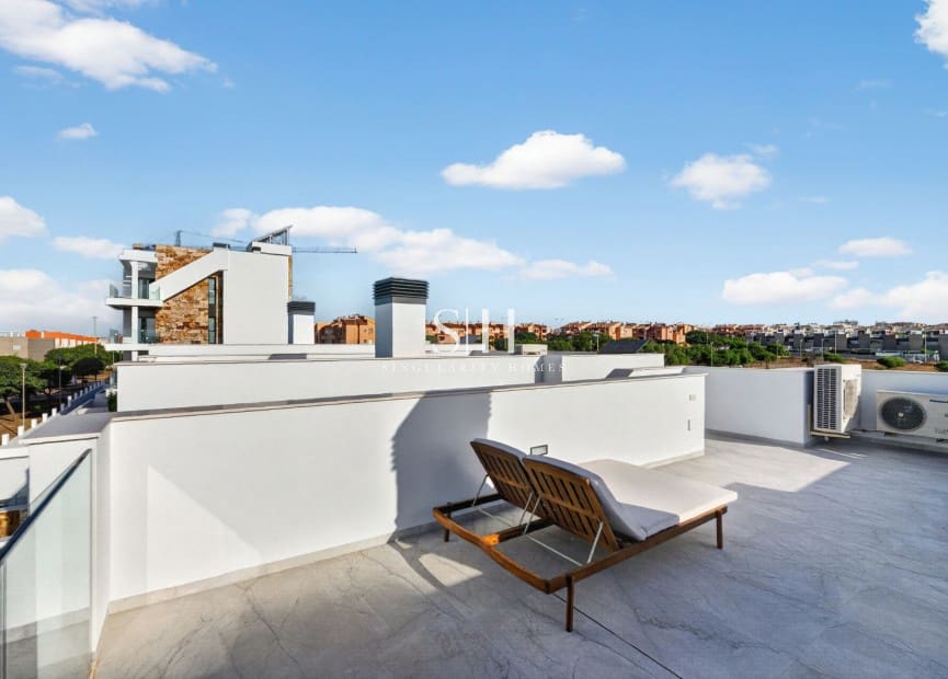 3 soverom Villa til salgs i Aguas Nuevas med svømmebasseng - € 550 000 (Ref: 9552692)