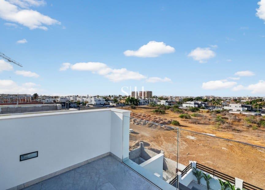 3 soverom Villa til salgs i Aguas Nuevas med svømmebasseng - € 550 000 (Ref: 9552692)
