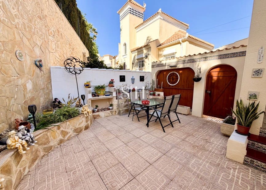 3 sypialnia Willa na sprzedaż w San Miguel de Salinas z garażem - 269 900 € (Ref: 9559089)