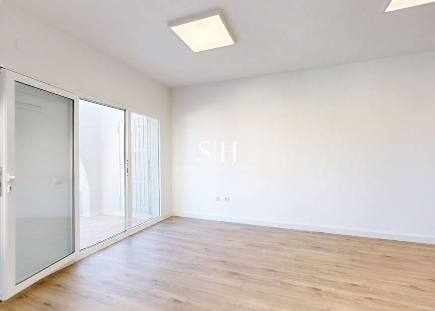 2 bedroom Bungalow for sale in Blue Lagoon - € 199,000 (Ref: 9571744)