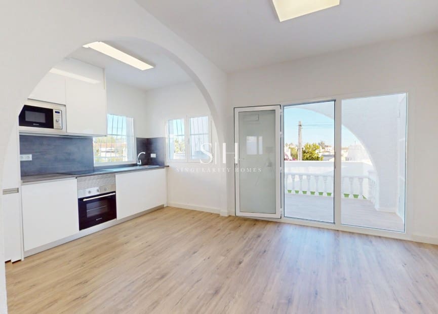 2 bedroom Bungalow for sale in Blue Lagoon - € 199,000 (Ref: 9571744)