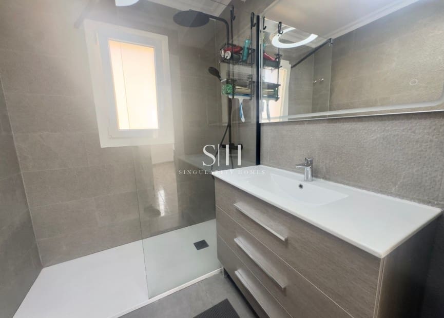 2 soveværelse Byhus til salg i La Regia med swimmingpool garage - € 219.900 (Ref: 9572195)