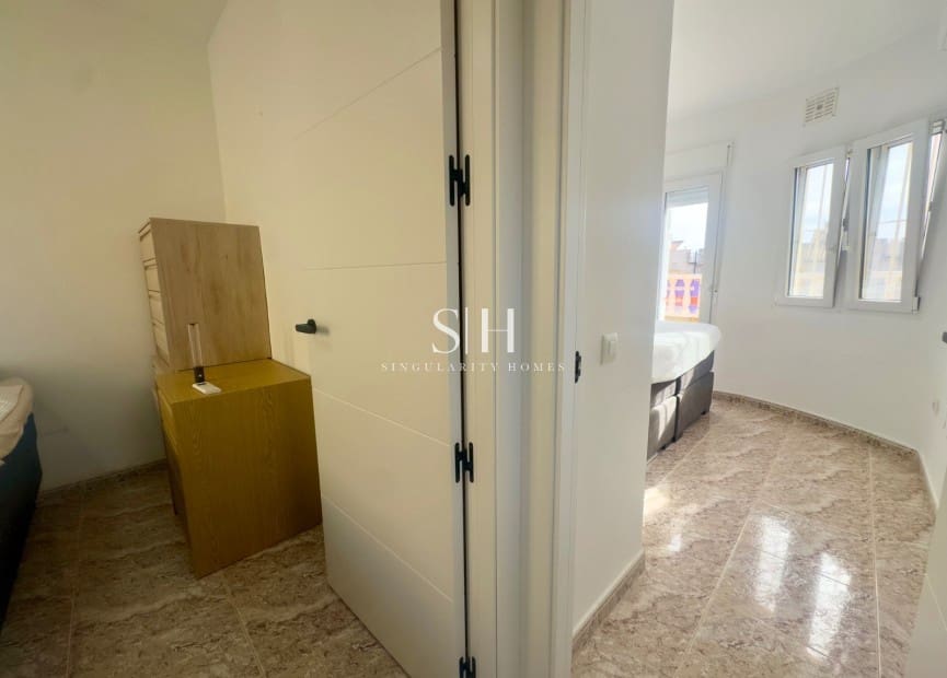 2 soveværelse Byhus til salg i La Regia med swimmingpool garage - € 219.900 (Ref: 9572195)