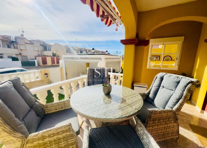 2 soveværelse Byhus til salg i La Regia med swimmingpool garage - € 219.900 (Ref: 9572195)