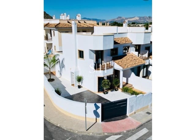 3 bedroom Townhouse for sale in Cox with pool - € 255,000 (Ref: 9588383)