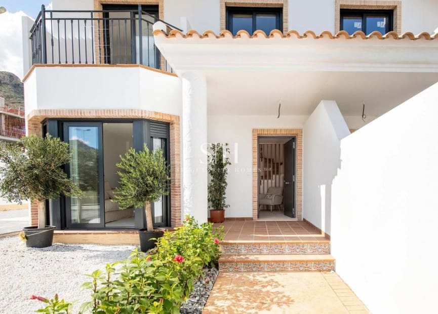 3 bedroom Townhouse for sale in Cox with pool - € 255,000 (Ref: 9588383)