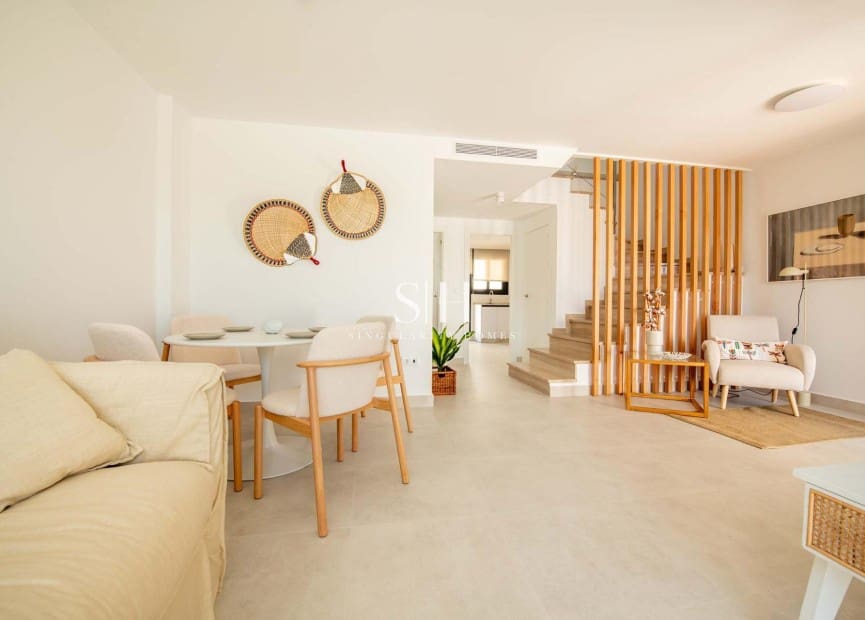 3 bedroom Townhouse for sale in Cox with pool - € 255,000 (Ref: 9588383)