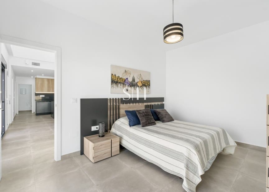 3 soveværelse Semi-Rækkehus til salg i Daya Nueva med swimmingpool - € 380.000 (Ref: 9603268)
