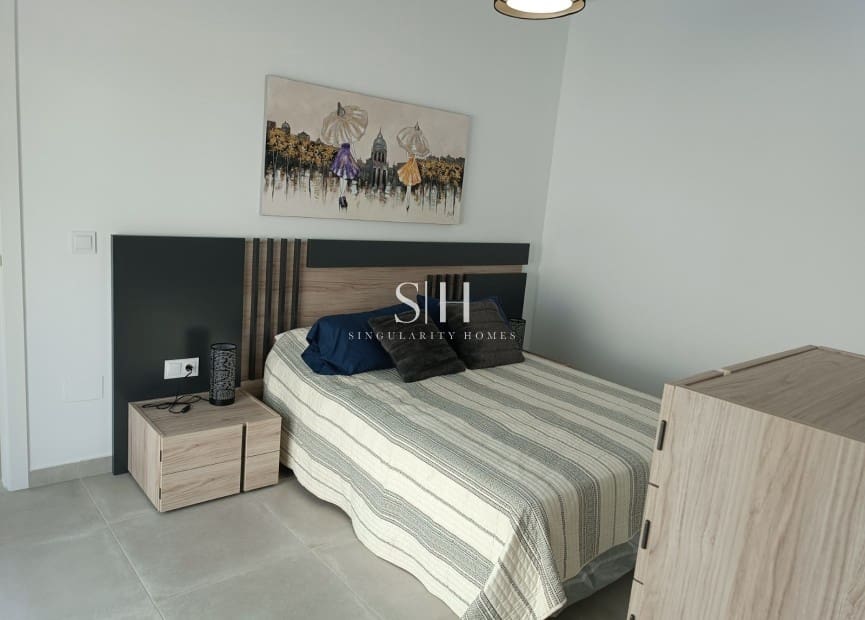 3 soveværelse Semi-Rækkehus til salg i Daya Nueva med swimmingpool - € 380.000 (Ref: 9603268)